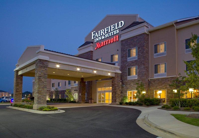 Fairfield Inn And Suites By Marriott Montgomery Eastchase Exterior photo